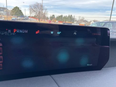 Used 2025 Ford Expedition Platinum image 13