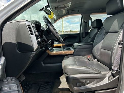 Used 2017 Chevrolet Silverado 1500 LTZ w/ Sport Package image 28