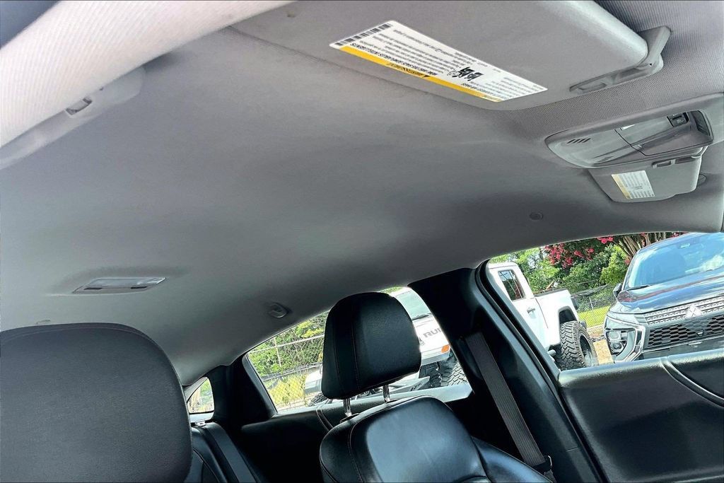 Used 2024 Chevrolet Malibu LT FWD image 27