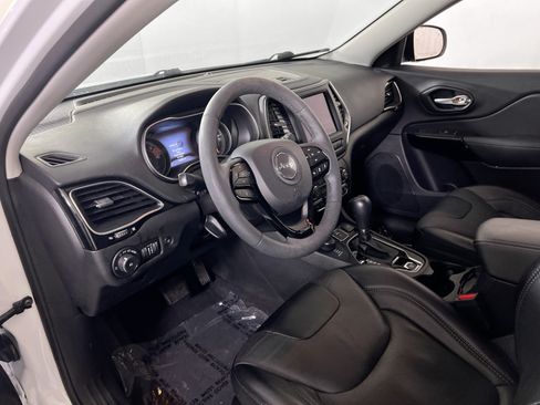 Used 2023 Jeep Cherokee Altitude Lux AWD/4WD image 9