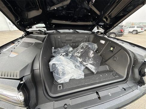 New 2025 GMC Hummer EV 3X image 64