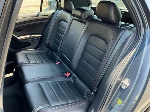 Used 2019 Volkswagen GTI SE w/ SE Experience Package FWD image 19