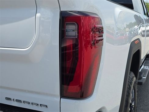 New 2025 GMC Sierra 2500 Denali w/ Denali Reserve Package image 10