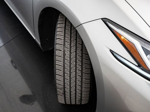 Used 2019 Lexus ES 350 Luxury image 52