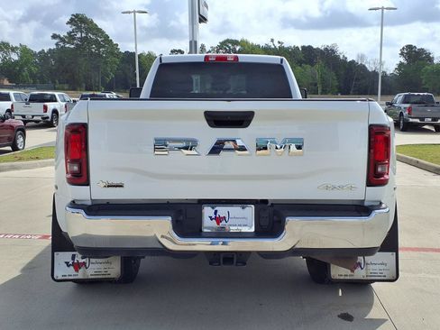 Used 2026 RAM 3500 Tradesman w/ Chrome Appearance Group A AWD/4WD image 7