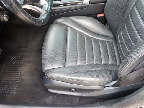 Used 2018 Mercedes-Benz GLC 43 AMG 4MATIC image 16