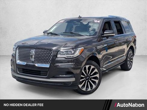 Used 2024 Lincoln Navigator Reserve AWD/4WD image 1