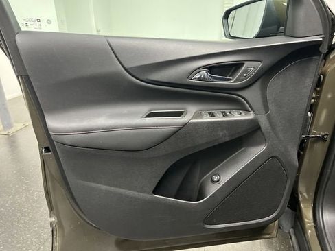 Certified 2023 Chevrolet Equinox RS image 21