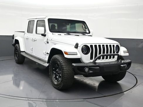 Used 2023 Jeep Gladiator Overland AWD/4WD image 8