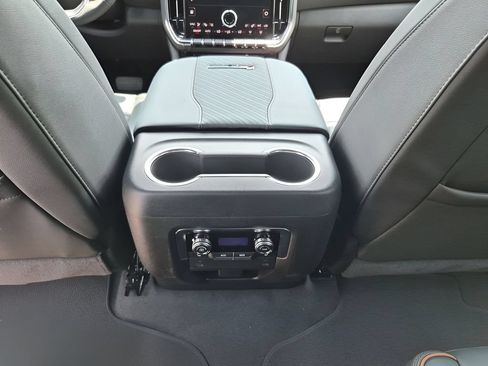New 2026 GMC Yukon AT4 w/ AT4 Premium Package AWD/4WD image 30