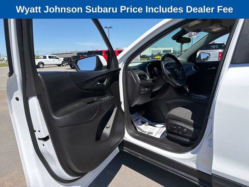 Used 2024 Chevrolet Equinox LT AWD/4WD image 14