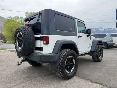 Used 2018 Jeep Wrangler Sport AWD/4WD image 38