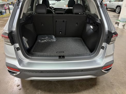 New 2026 Volkswagen Taos SE image 29