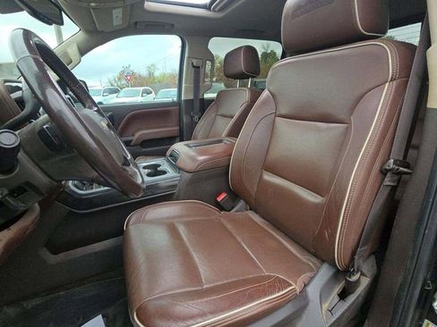 Used 2018 Chevrolet Silverado 1500 High Country AWD/4WD image 5