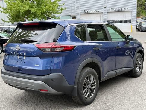 Used 2023 Nissan Rogue S AWD/4WD image 6