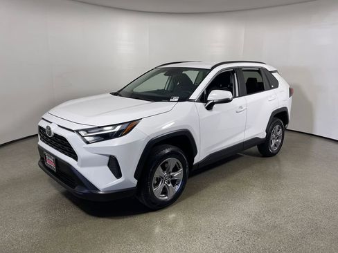 Certified 2024 Toyota RAV4 XLE AWD/4WD image 7