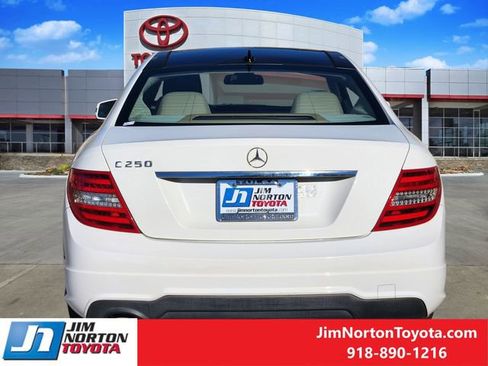 Used 2014 Mercedes-Benz C 250 Coupe image 6