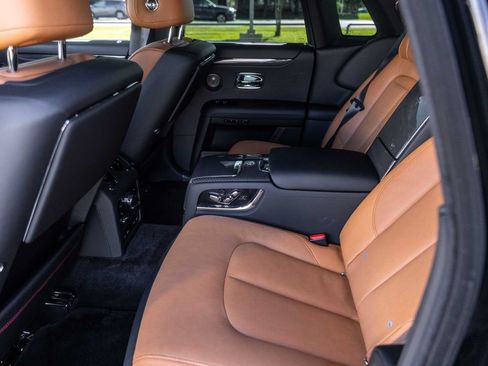 Certified 2025 Rolls-Royce Ghost Black Badge AWD/4WD image 52