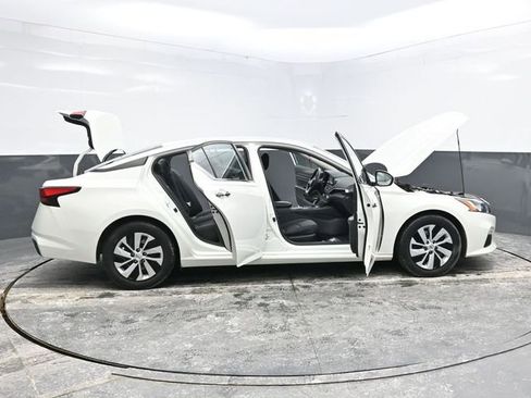 Used 2021 Nissan Altima 2.5 S image 39