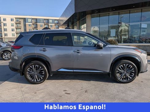 Used 2025 Nissan Rogue Platinum w/ Platinum Premium Package image 2