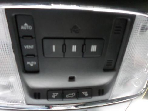 Used 2022 Jeep Grand Cherokee Limited w/ Trailer Tow Group IV AWD/4WD image 19