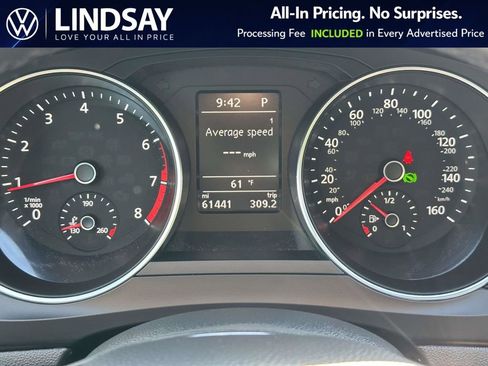 Used 2017 Volkswagen Jetta SE FWD image 25