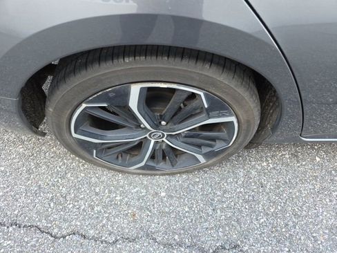 Used 2024 Nissan Altima 2.5 SR image 10