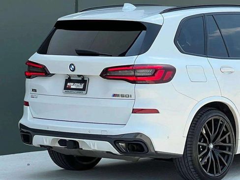 Used 2020 BMW X5 M50i w/ Executive Package AWD/4WD image 34