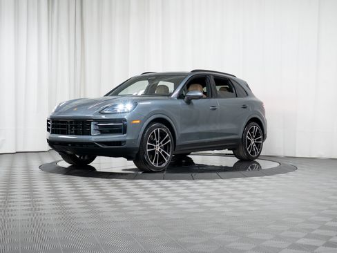 New 2026 Porsche Cayenne AWD/4WD image 29