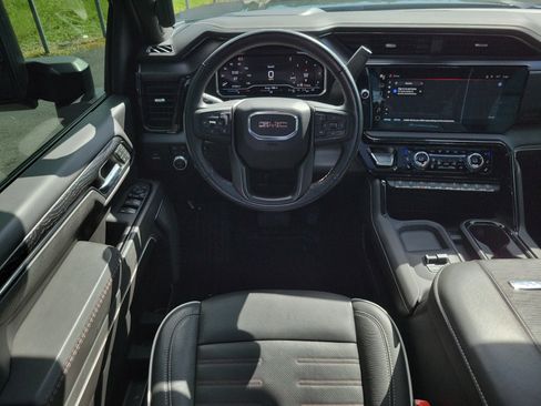 Used 2024 GMC Sierra 2500 AT4X AWD/4WD image 22