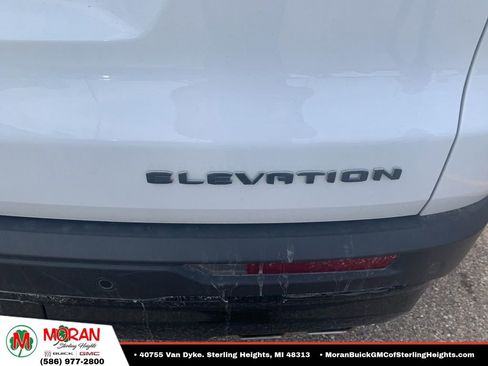 Used 2024 GMC Acadia Elevation w/ Black Edition AWD/4WD image 4
