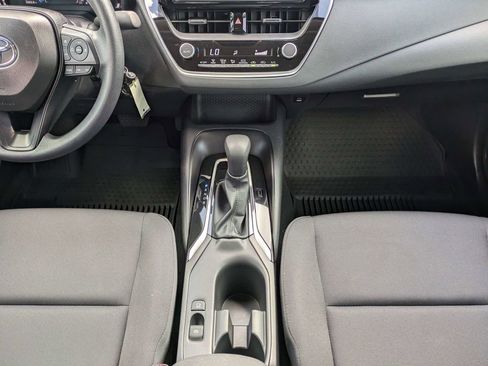 Used 2026 Toyota Corolla LE FWD image 17