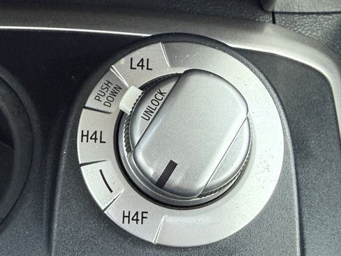 Used 2021 Toyota 4Runner Limited image 34