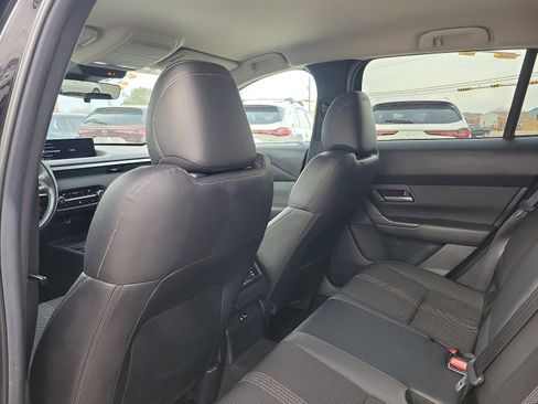 Used 2024 MAZDA CX-50 AWD 2.5 S w/ Preferred Package image 12