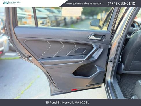 Used 2022 Volkswagen Tiguan SE R-Line AWD/4WD image 31
