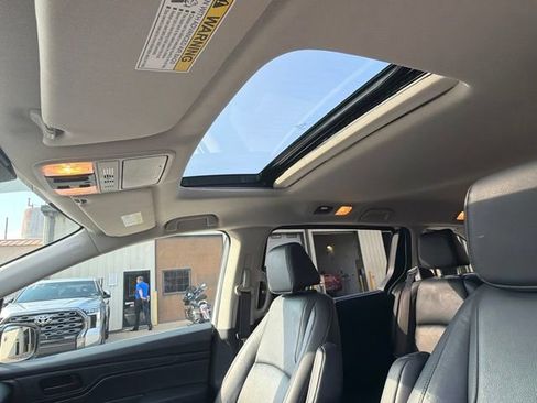 Certified 2025 Honda Odyssey EX-L image 25
