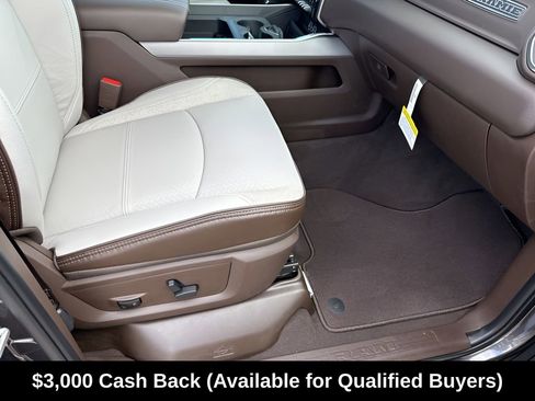New 2026 RAM 2500 Laramie w/ Towing Technology Group AWD/4WD image 19