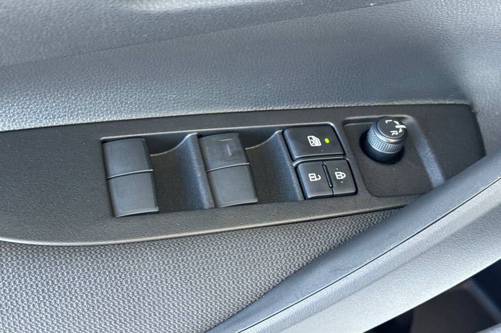 Used 2026 Toyota Corolla LE FWD image 15