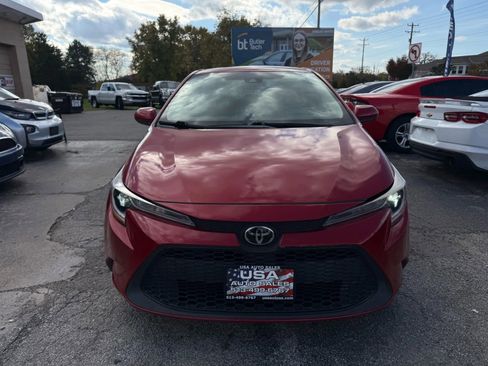 Used 2021 Toyota Corolla LE image 9