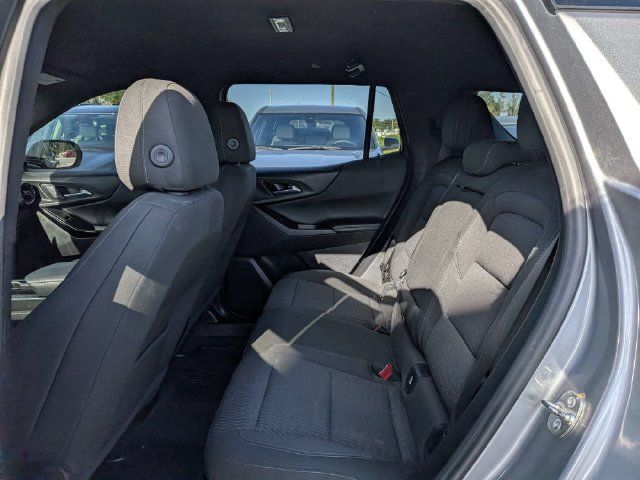 Used 2025 Chevrolet Equinox LT w/ Safety and Technology Package FWD image 10