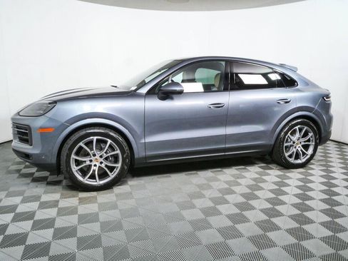 New 2026 Porsche Cayenne Coupe AWD/4WD image 2