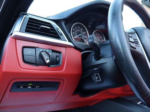 Used 2020 BMW 430i xDrive Convertible w/ Executive Package image 23