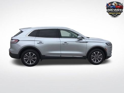 Used 2023 Lincoln Nautilus AWD image 6