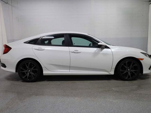Used 2019 Honda Civic Sport image 10