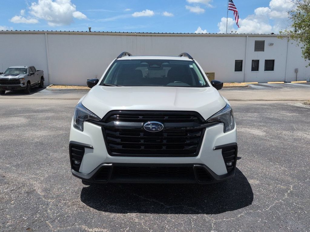 Used 2024 Subaru Ascent Onyx Edition AWD/4WD image 9