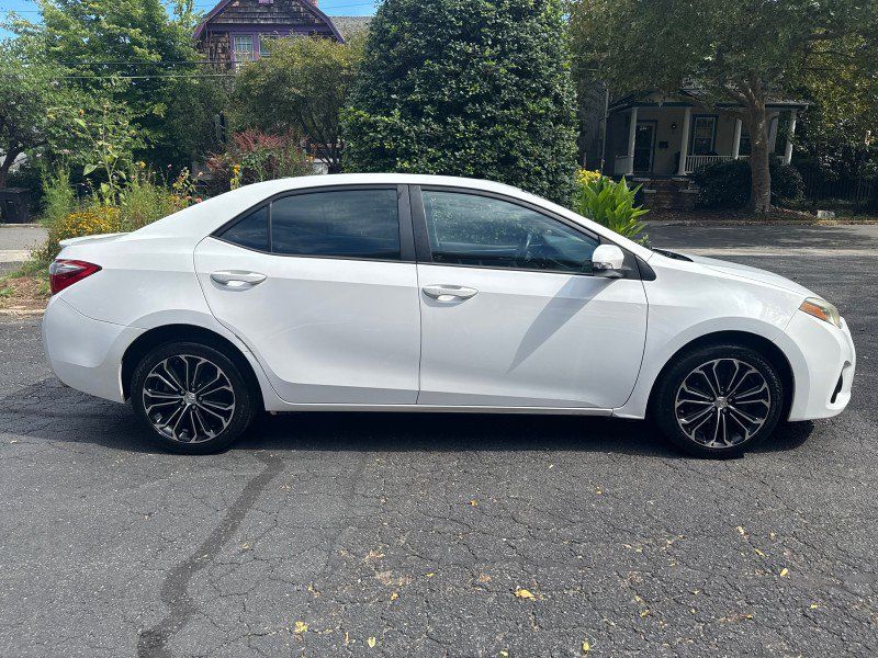 Used 2015 Toyota Corolla S w/ Driver Convenience Package FWD image 6