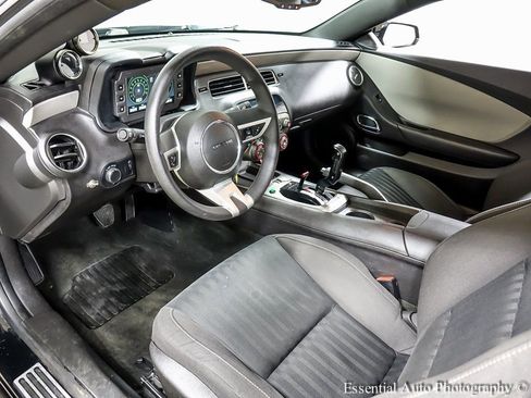 Used 2011 Chevrolet Camaro LS w/ Bluetooth Package RWD image 10