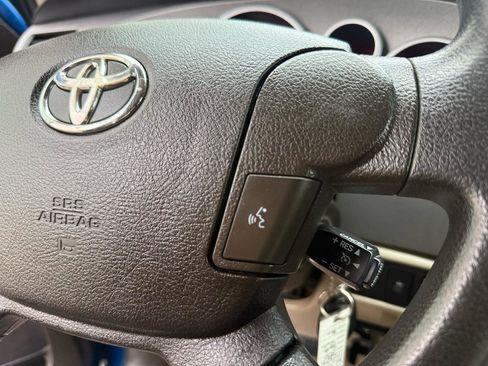 Used 2010 Toyota Tundra 4x4 CrewMax image 36