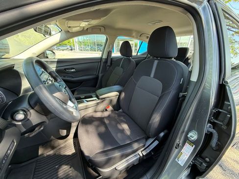 Used 2024 Nissan Sentra SV FWD image 23