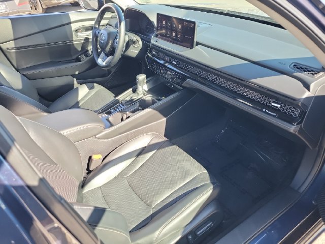 Used 2025 Honda Accord Touring image 24